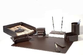 Письменный набор из кожи на стол руководителя Б6-1 (органайзер на стол)